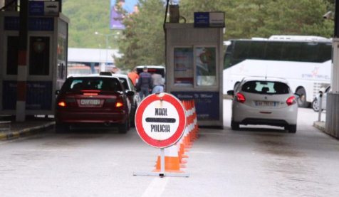 Hapi kufijte per vendet e tjera: Greqia shtyn serish hapjen e Kapshtices